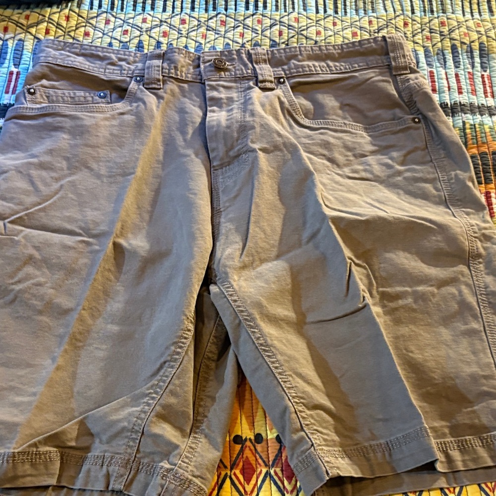 Prana Tan Utility Shorts - Picture 3 of 6